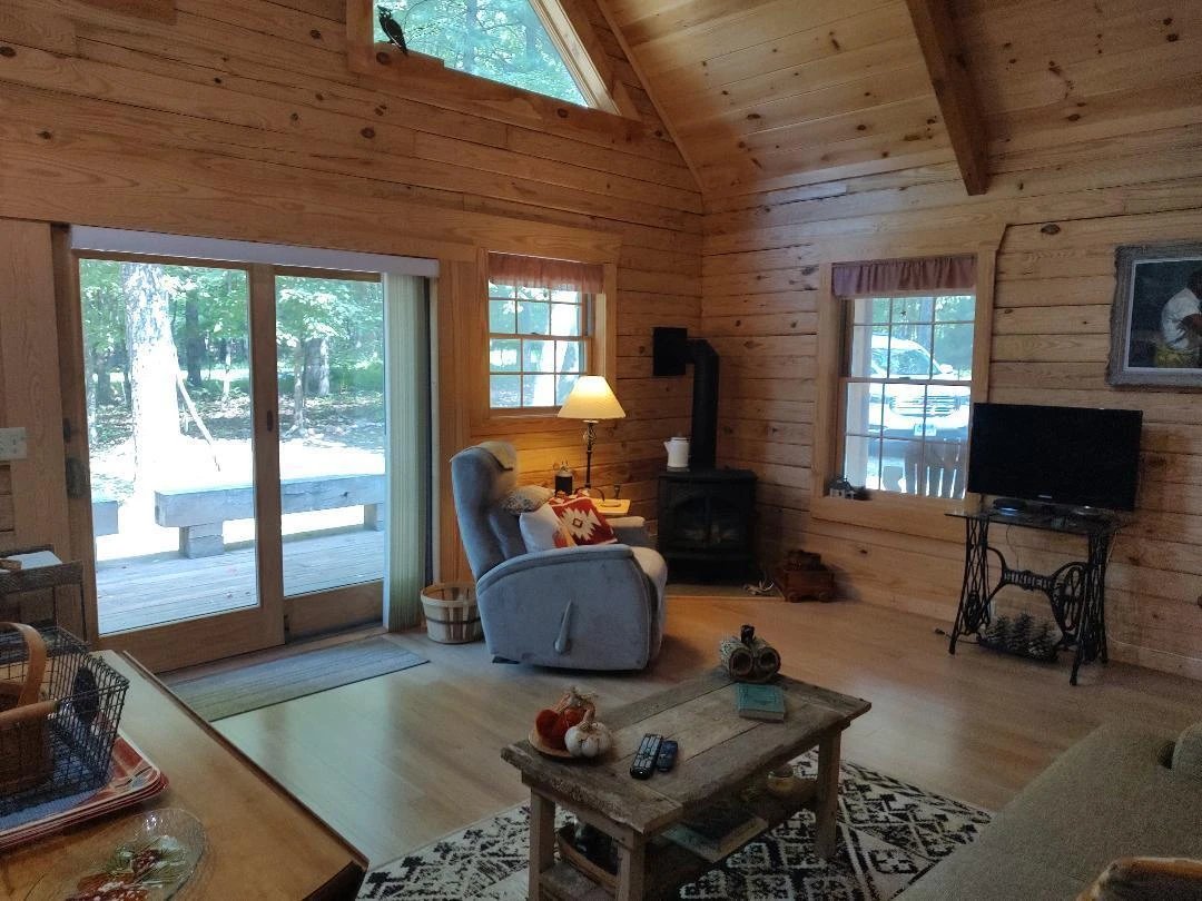 161 Greenwood LN - Photo 3
