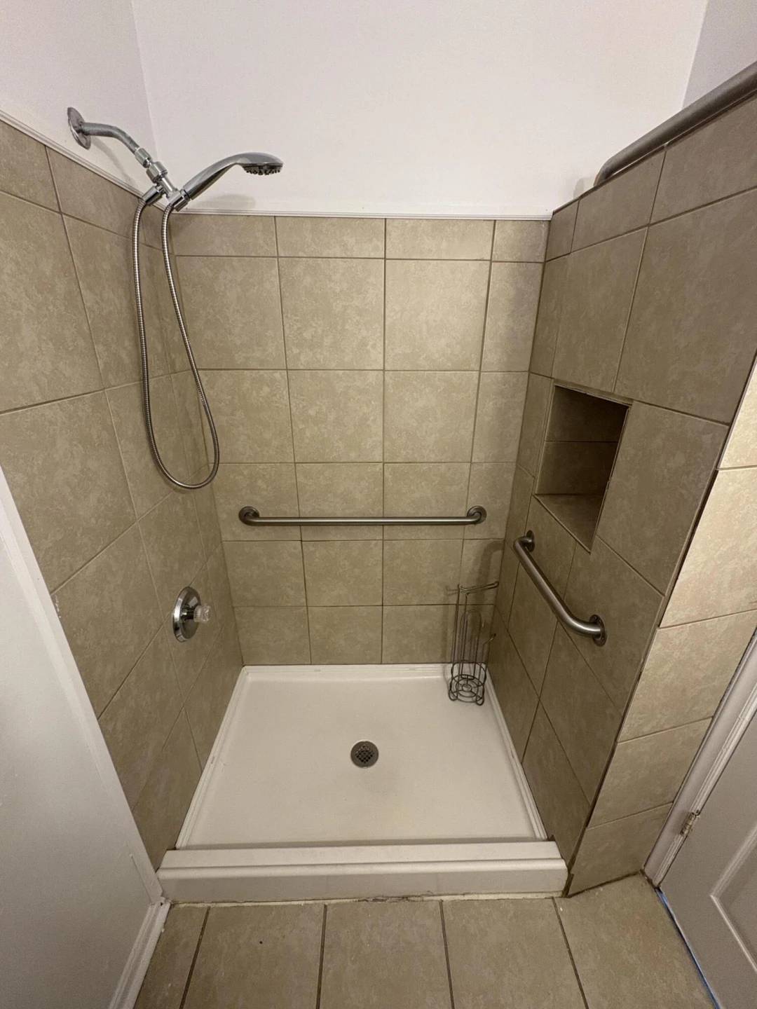 1311 Melrose AVE - Photo 18