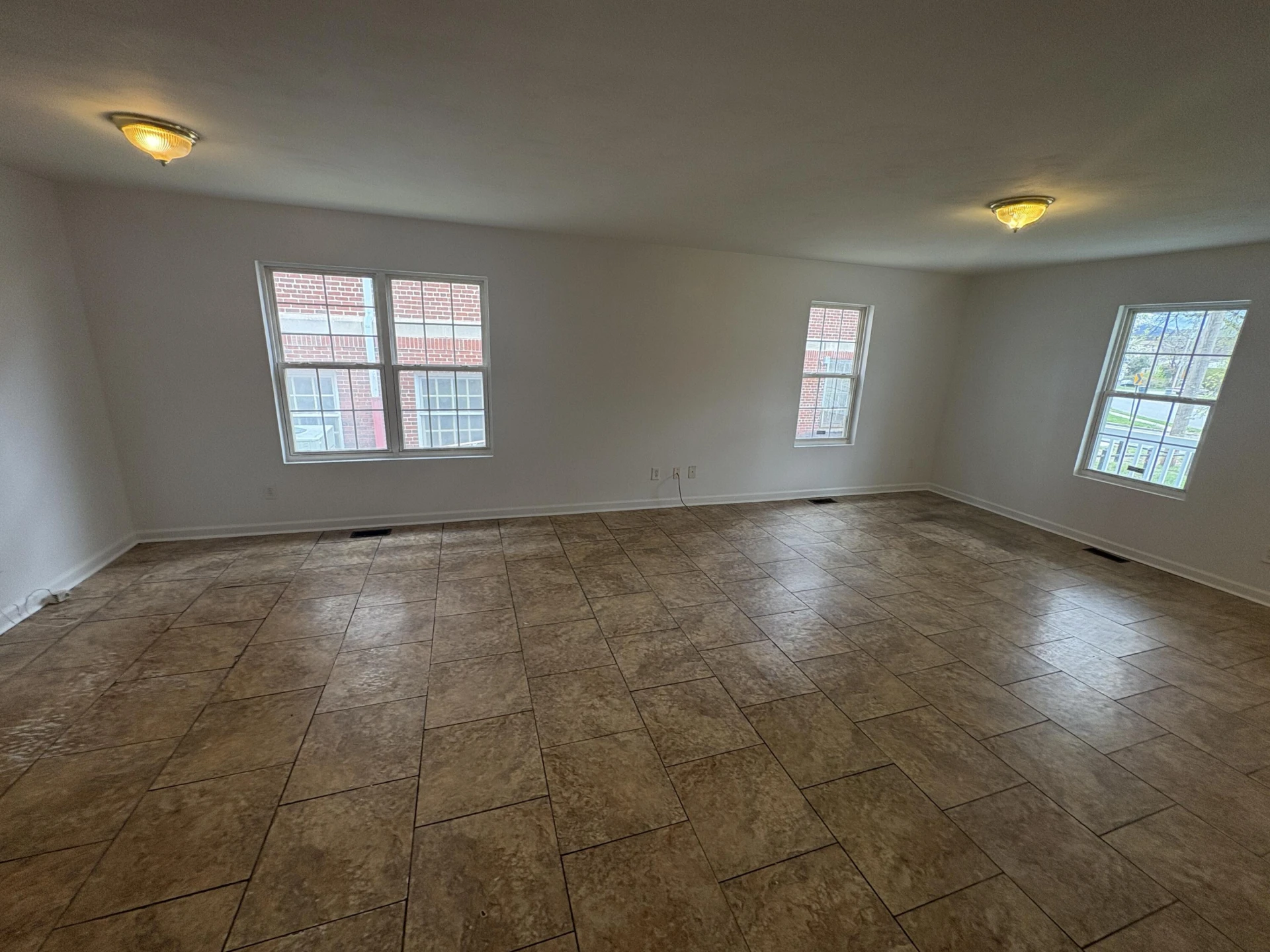 1311 Melrose AVE - Photo 10