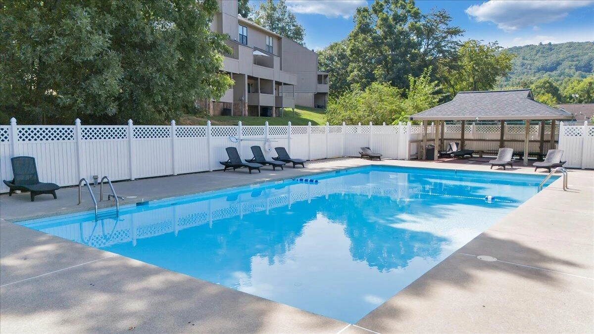 7104 Pine CT - Photo 26