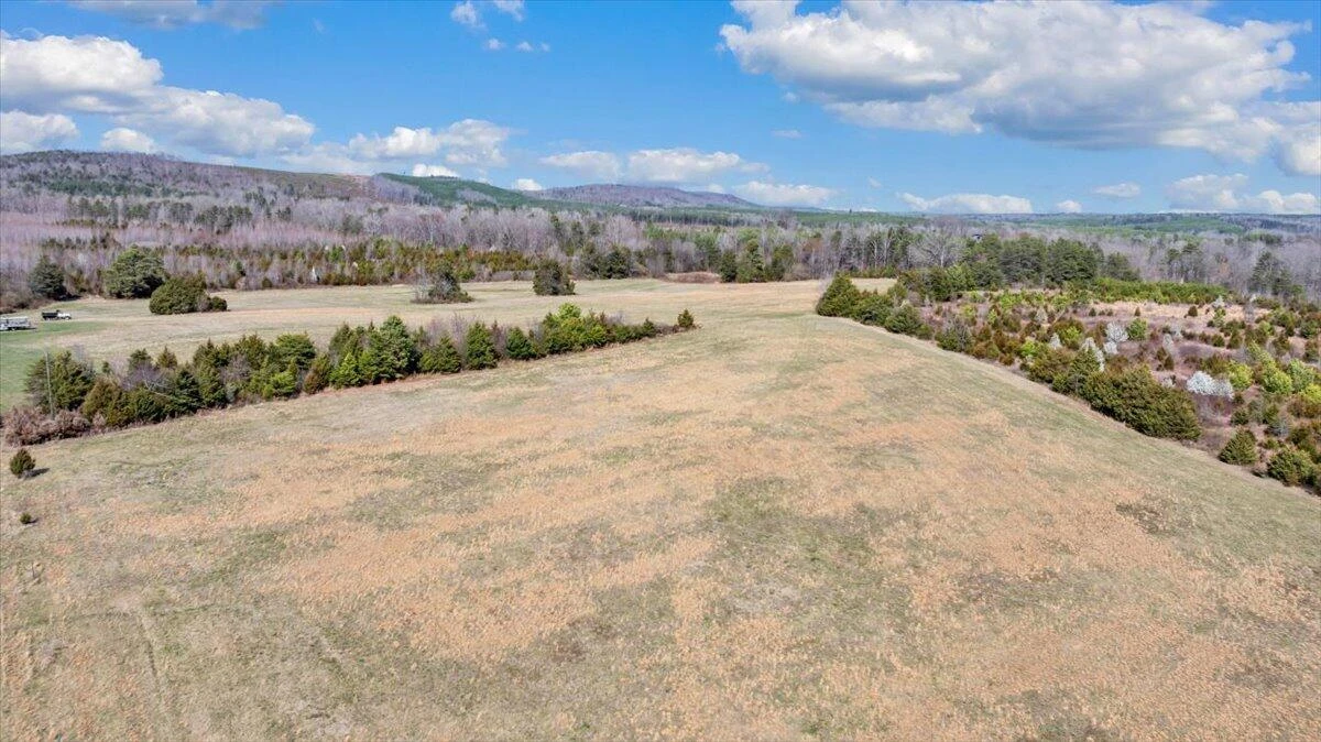 12685 Gretna RD - Photo 2