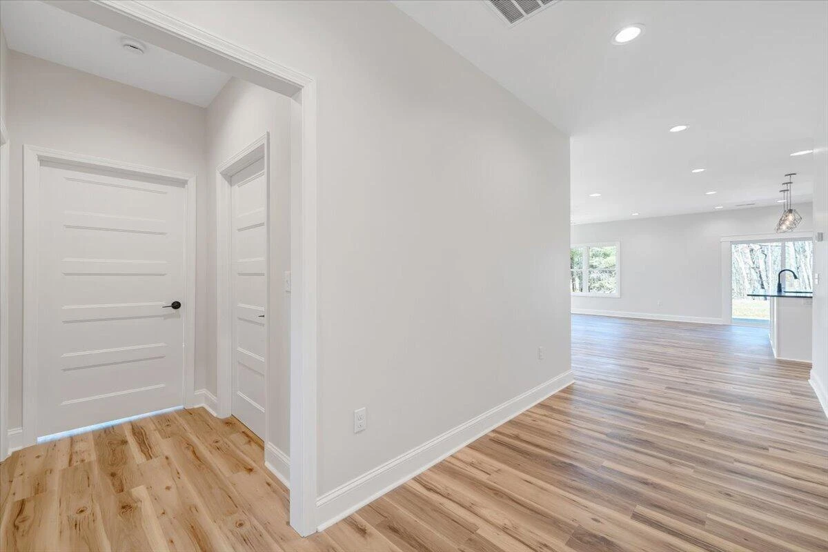 380 Parford LN - Photo 16
