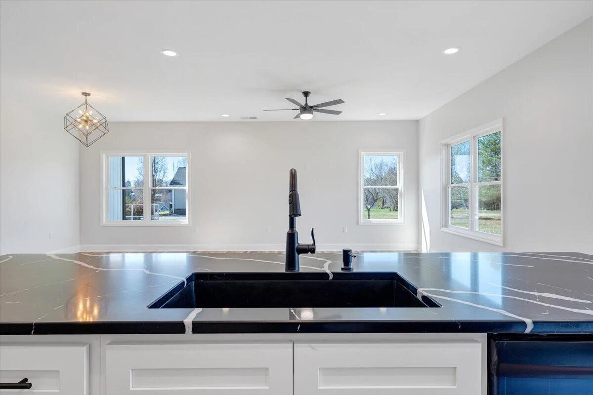 380 Parford LN - Photo 36