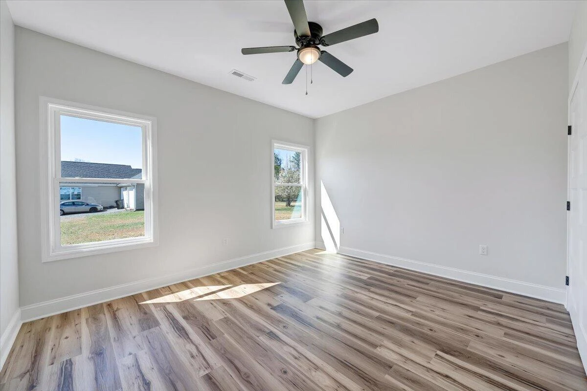 380 Parford LN - Photo 52