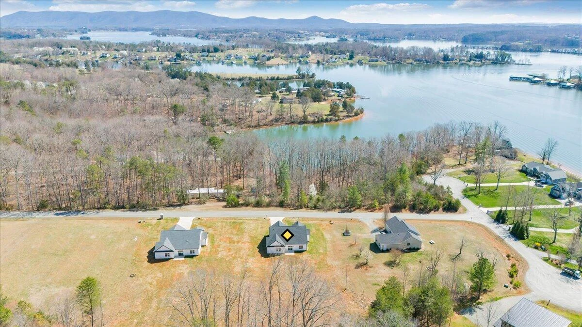 380 Parford LN - Photo 74