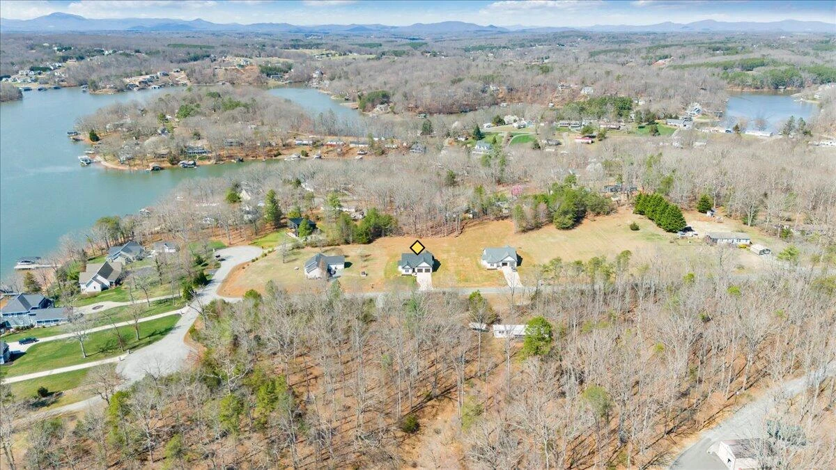 380 Parford LN - Photo 76