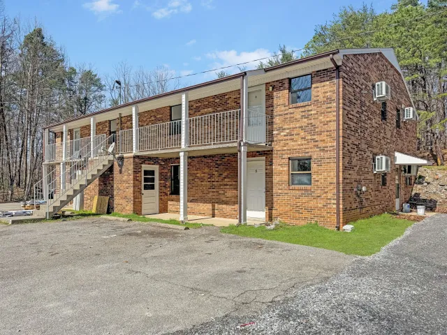 79 Ridgemont CIR