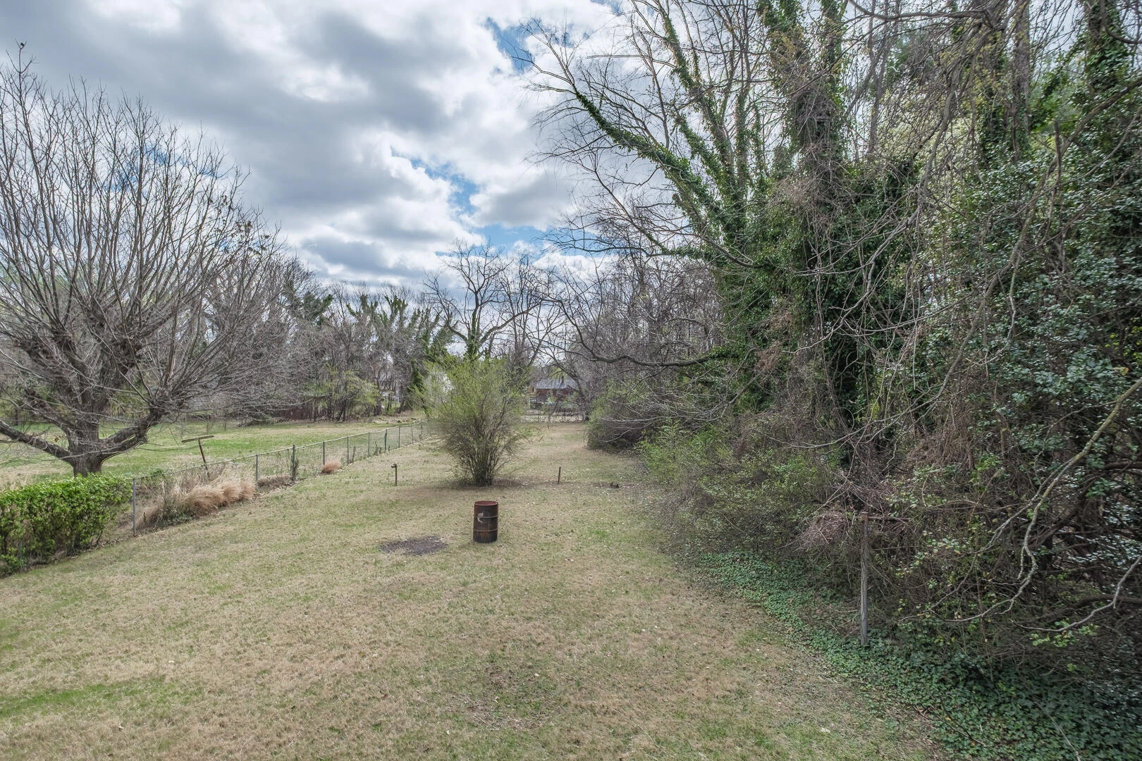 1629 Golfside AVE - Photo 3