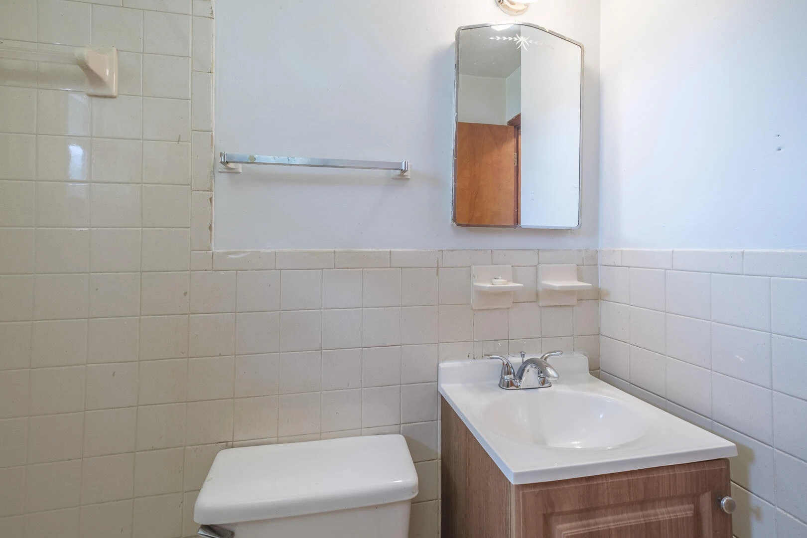 1629 Golfside AVE - Photo 9