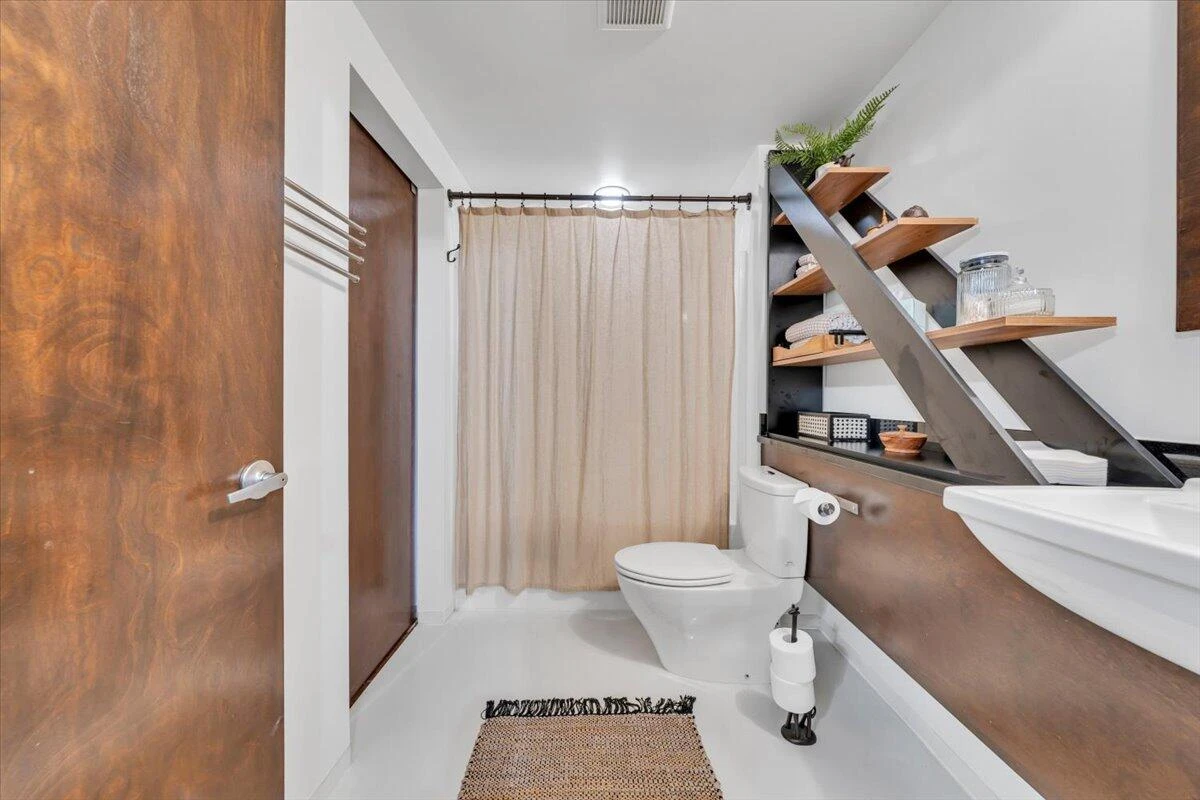 400 Salem AVE #UNIT 1F - Photo 31