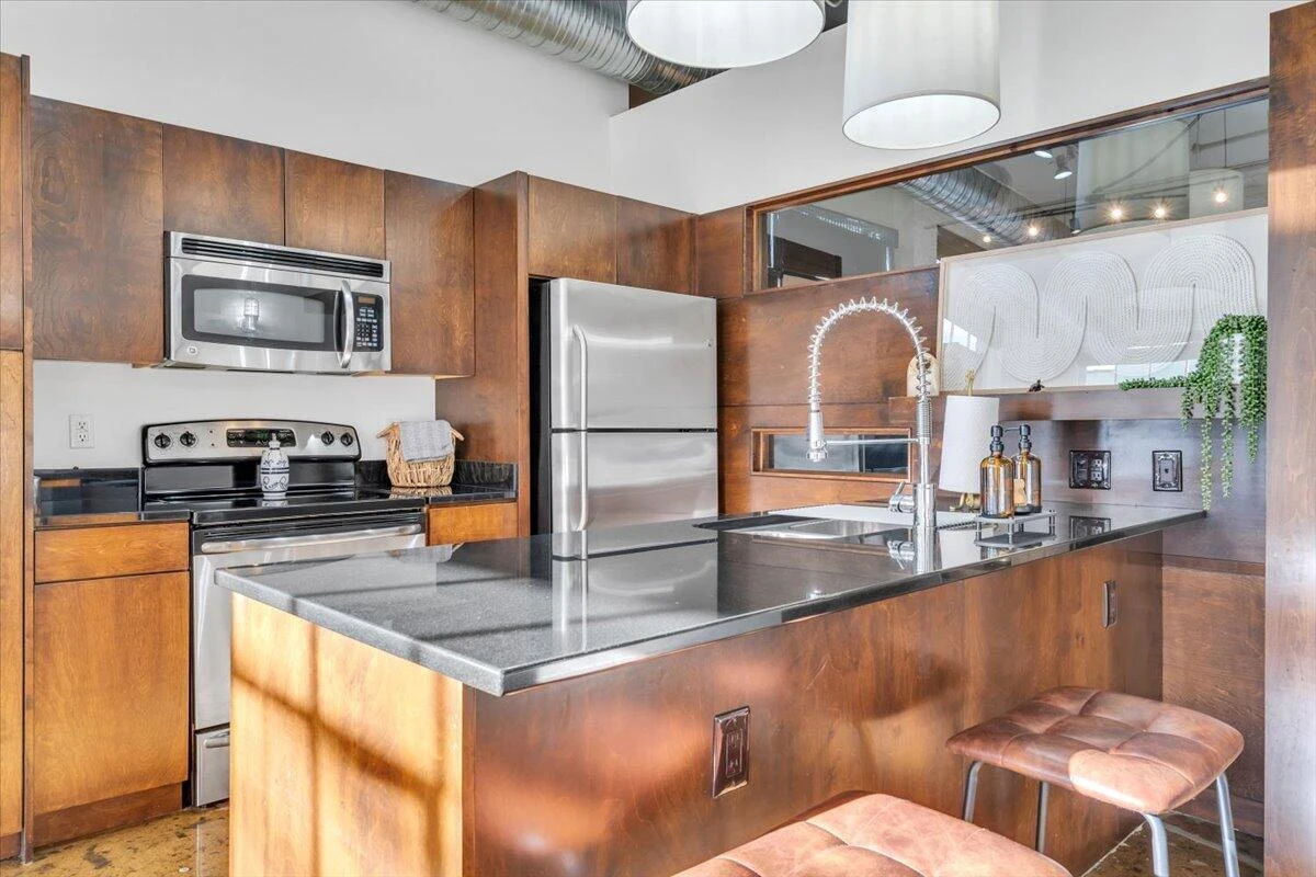 400 Salem AVE #UNIT 1F - Photo 9