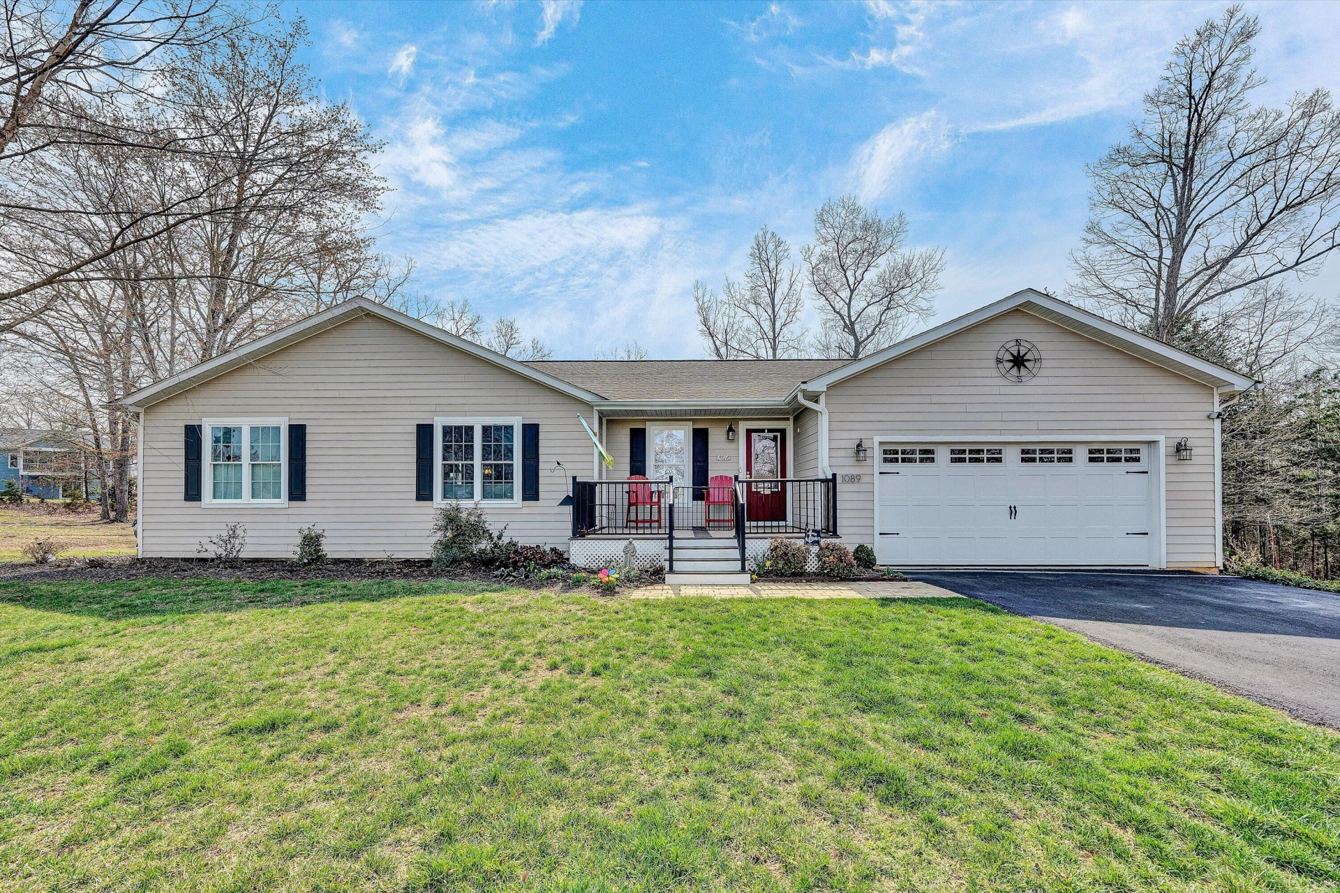 1089 Marie DR