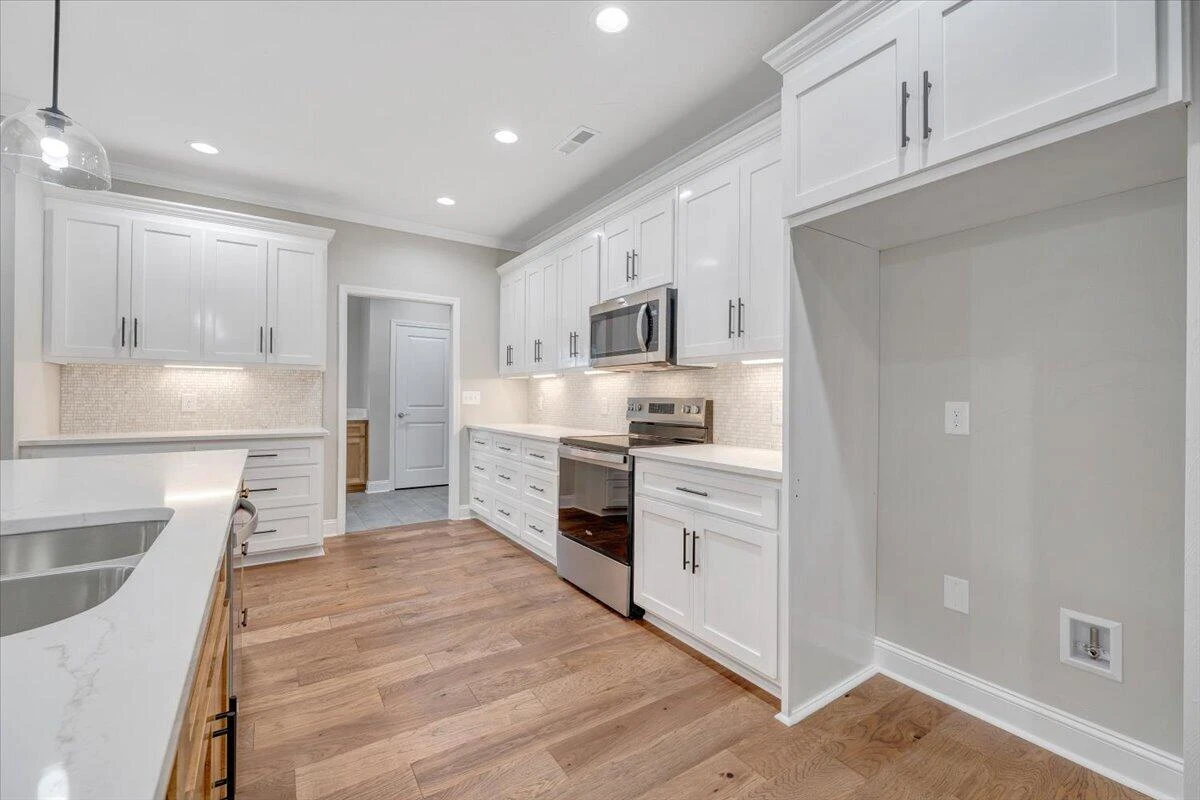 149 Merion CIR - Photo 13