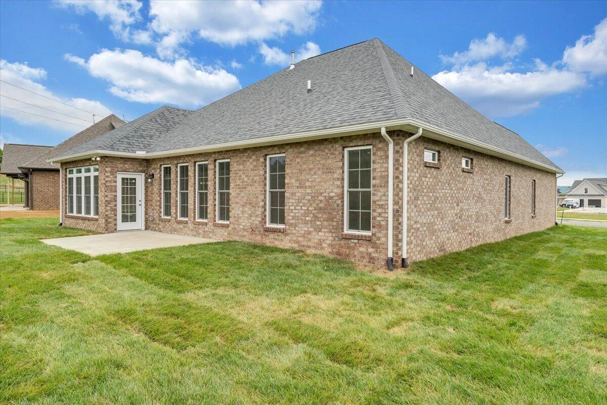 149 Merion CIR - Photo 52