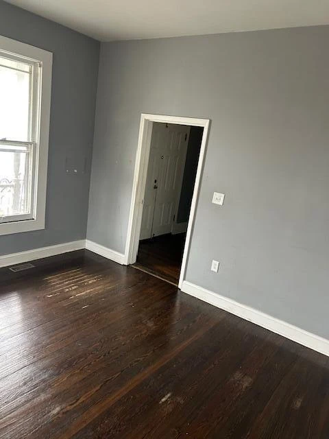 328 Mountain AVE - Photo 8