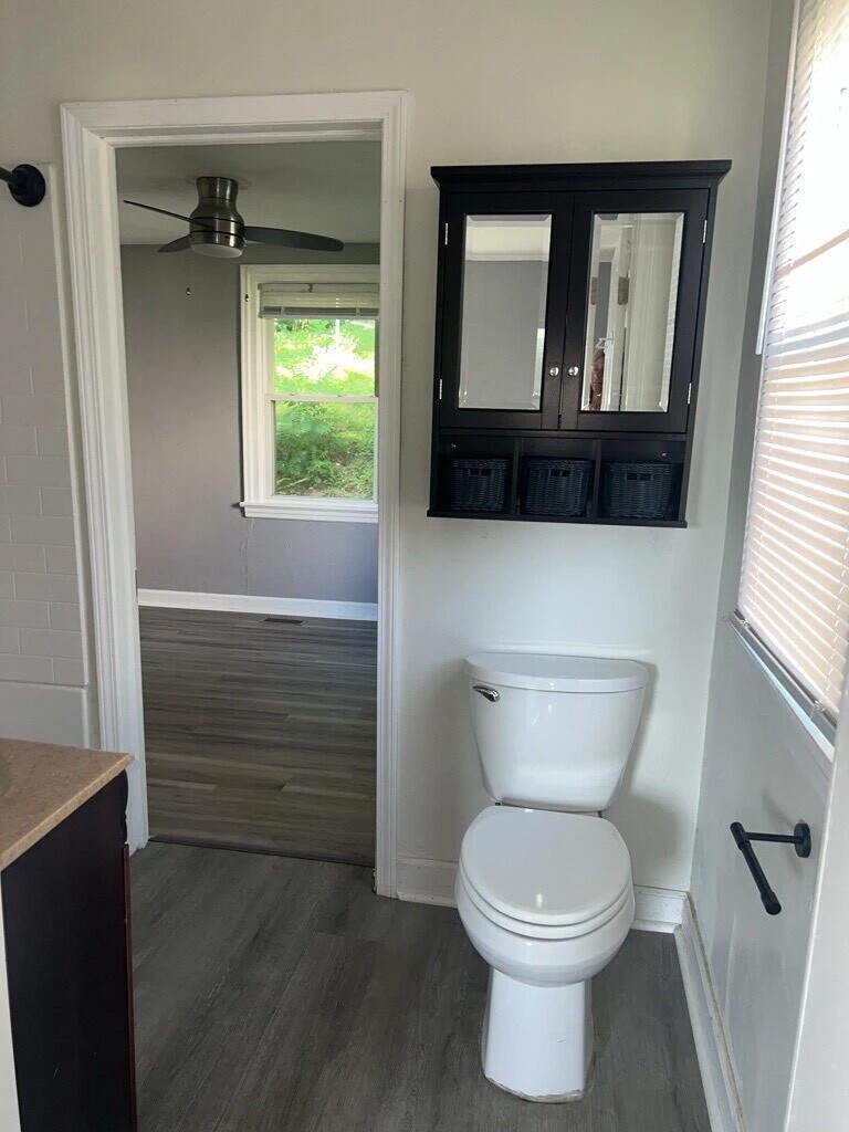 925 Kellogg AVE - Photo 3