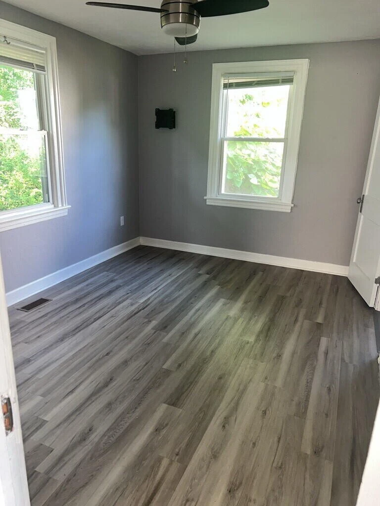 925 Kellogg AVE - Photo 5
