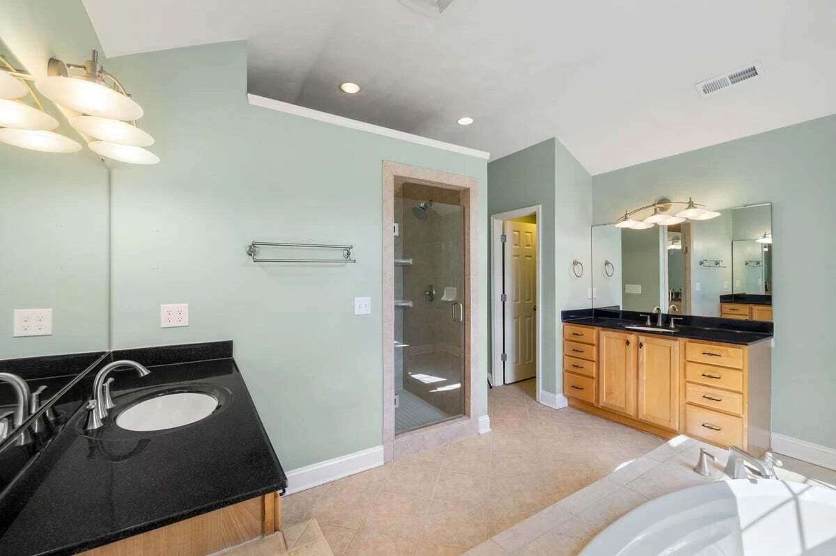 2229 River Oaks DR - Photo 21