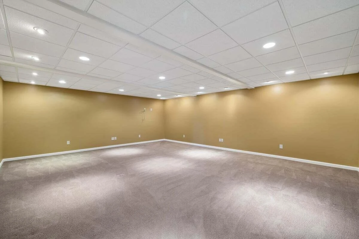2229 River Oaks DR - Photo 38