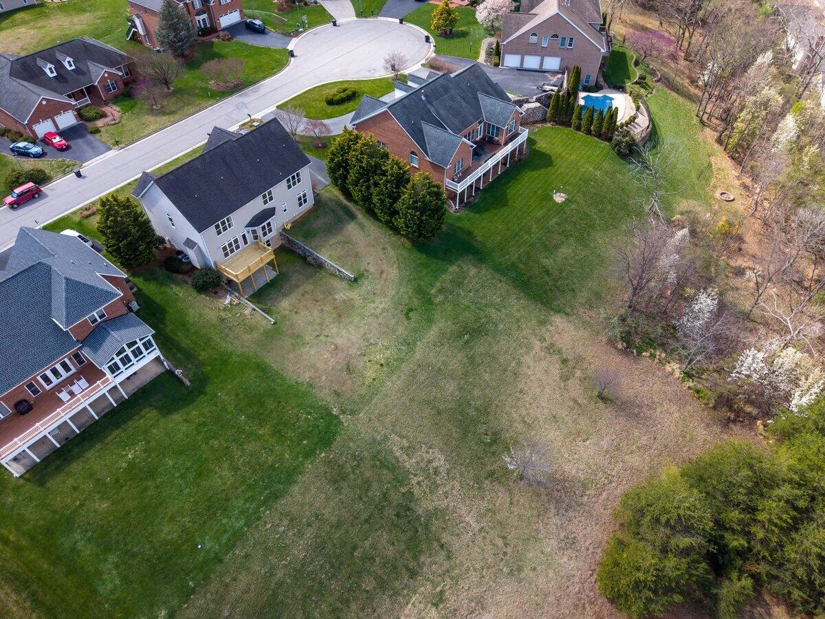 2229 River Oaks DR - Photo 45