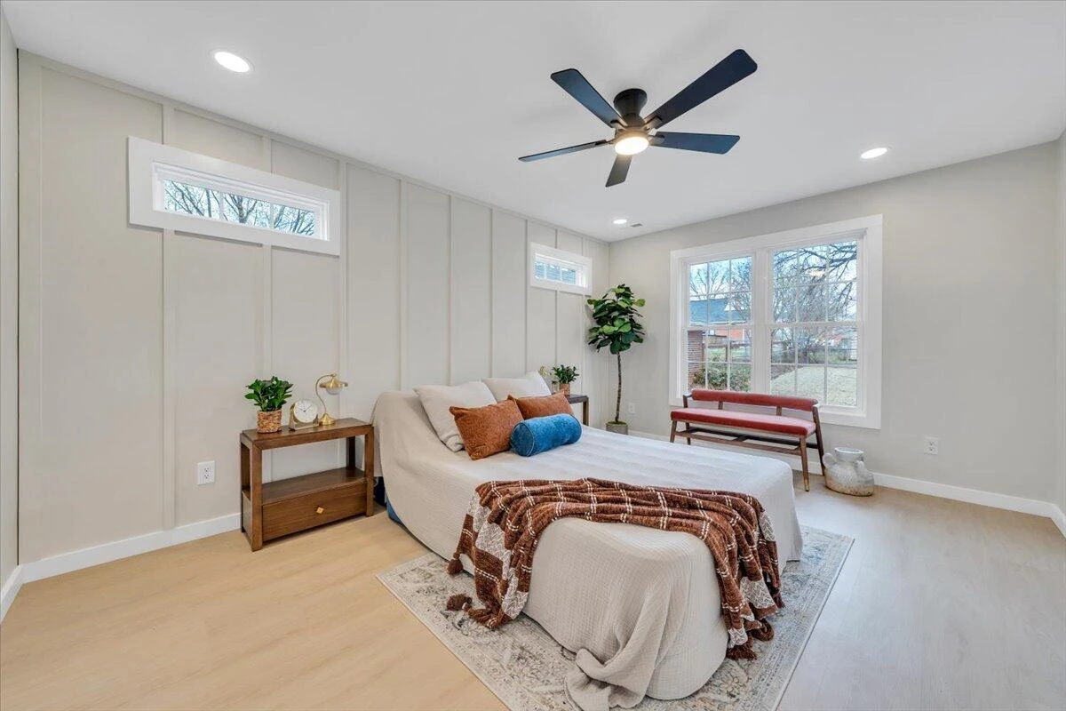 3323 Collingwood ST - Photo 20