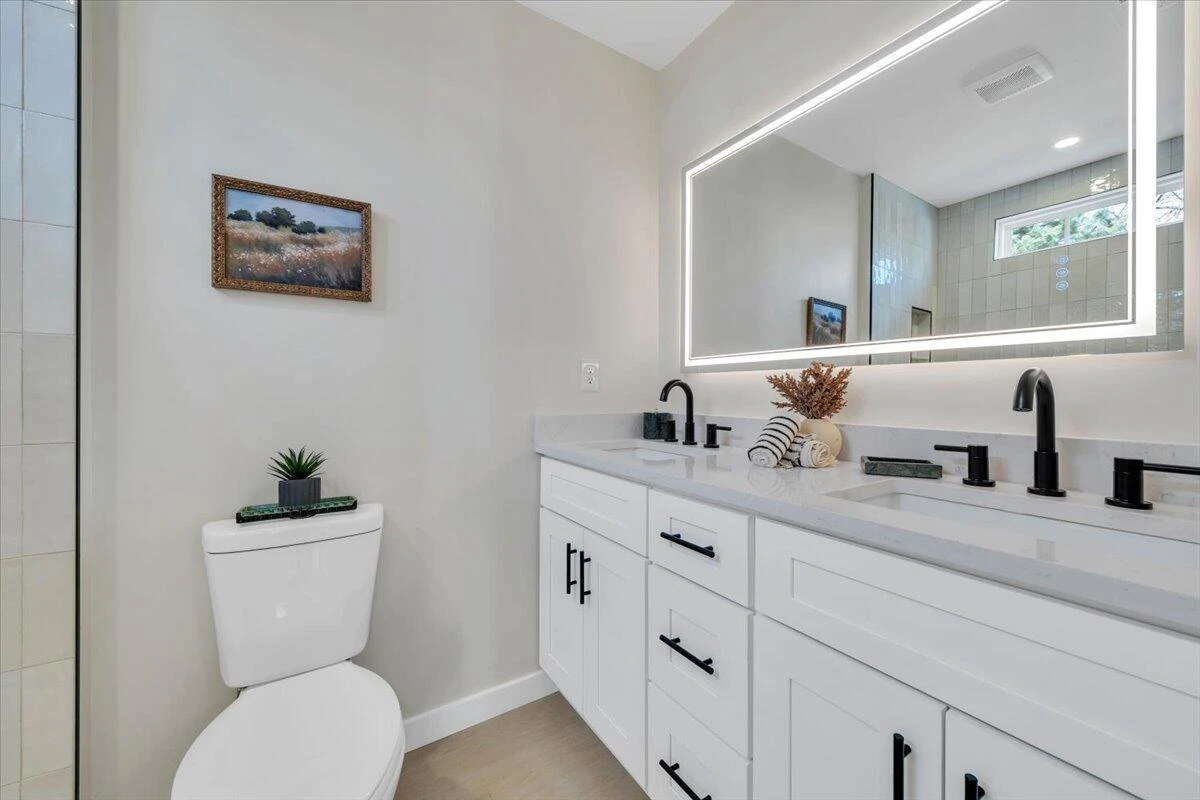 3323 Collingwood ST - Photo 25