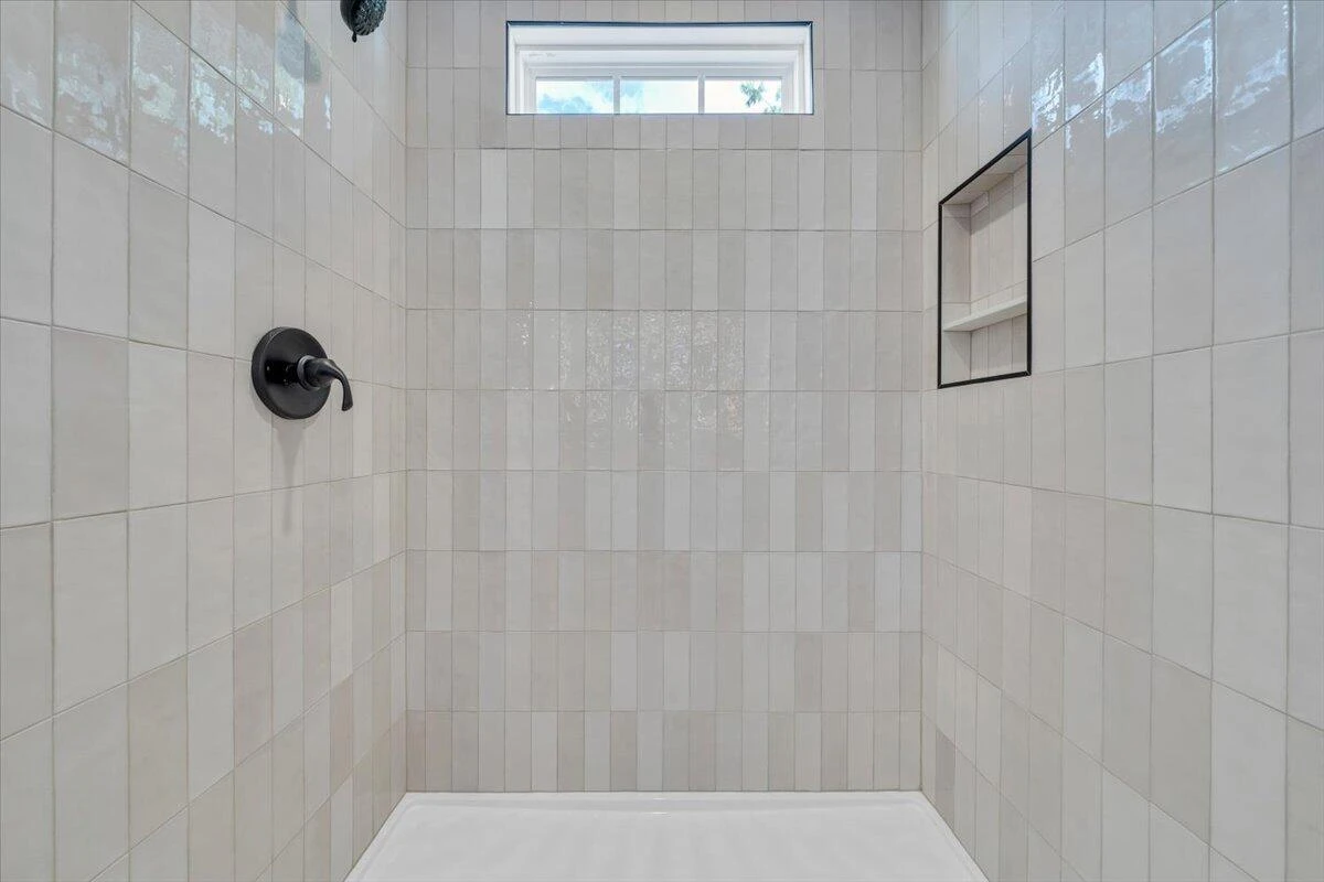 3323 Collingwood ST - Photo 26