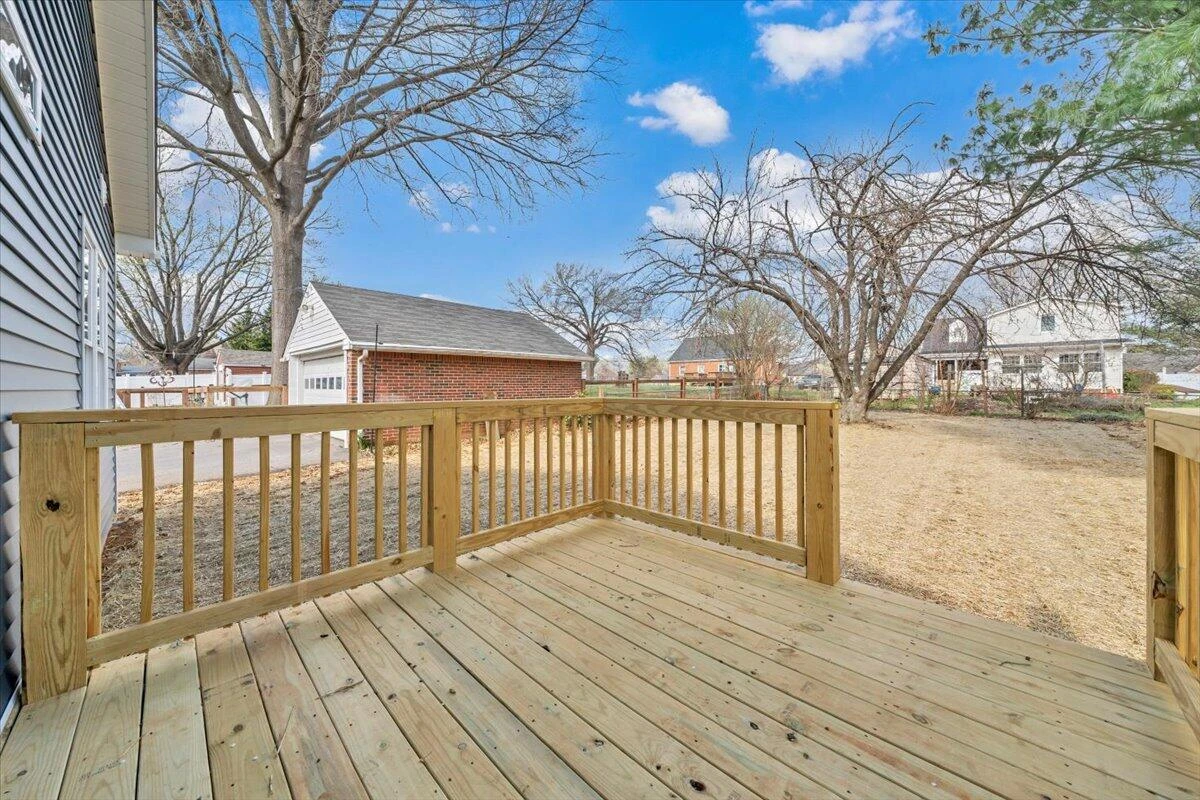 3323 Collingwood ST - Photo 35