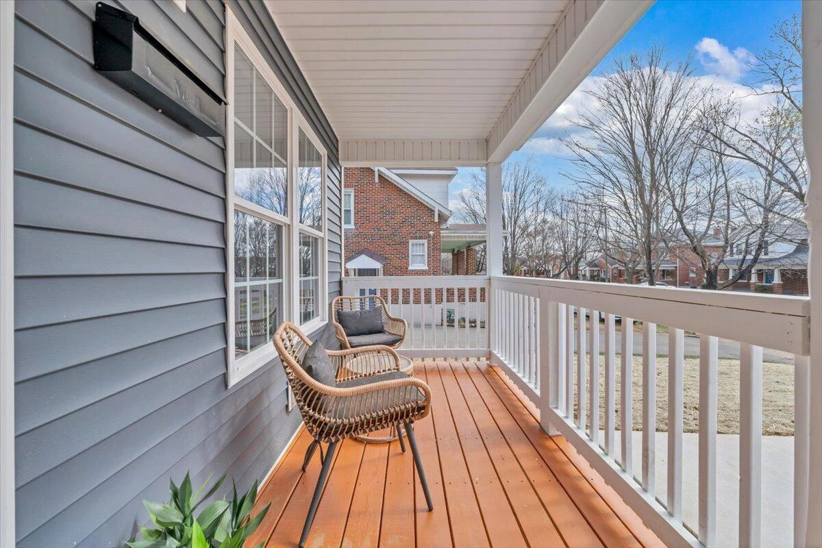 3323 Collingwood ST - Photo 4
