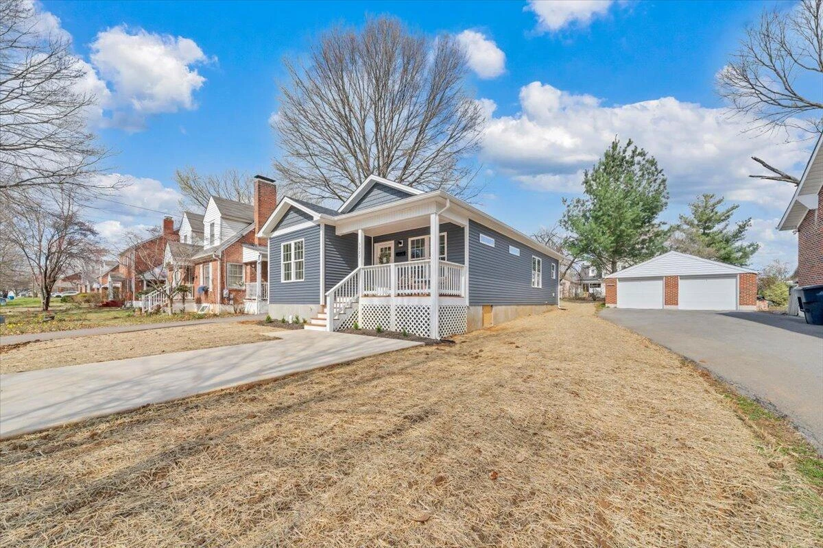 3323 Collingwood ST - Photo 45