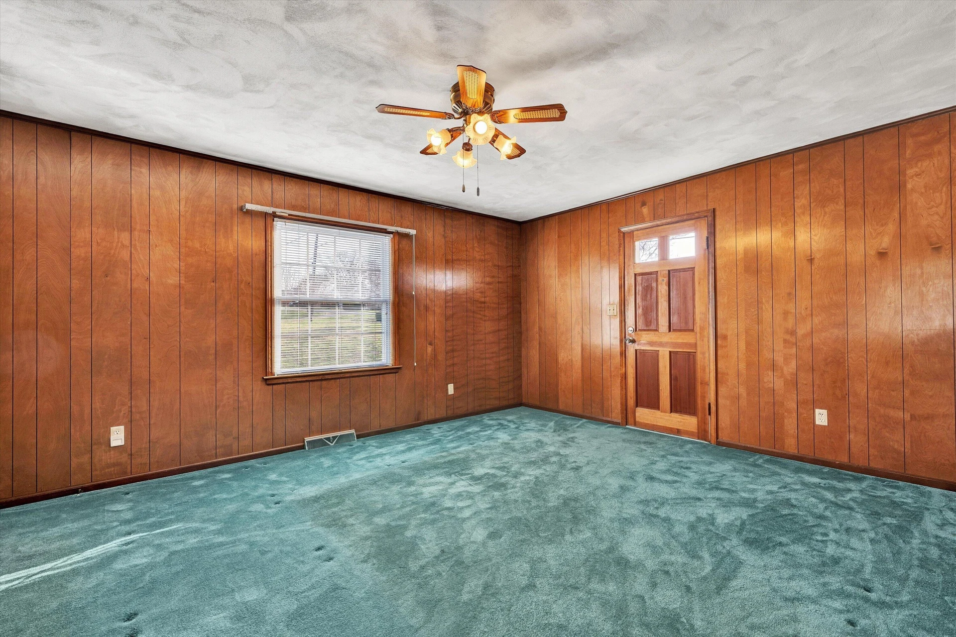 2818 Richard AVE - Photo 18