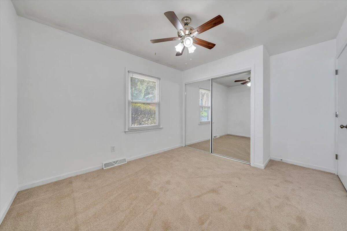 3149 Ventnor RD - Photo 20