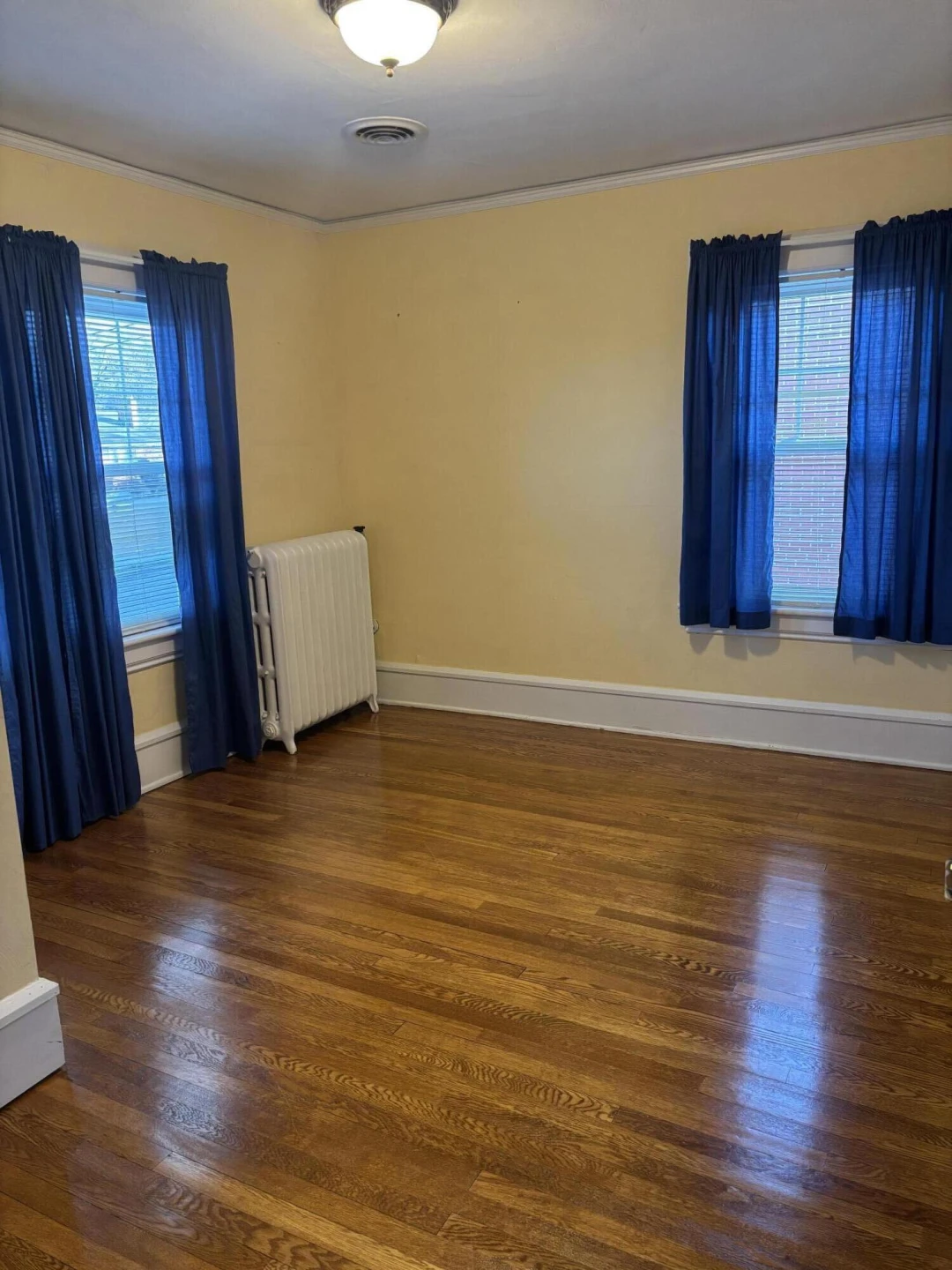 2529 Oregon AVE - Photo 29