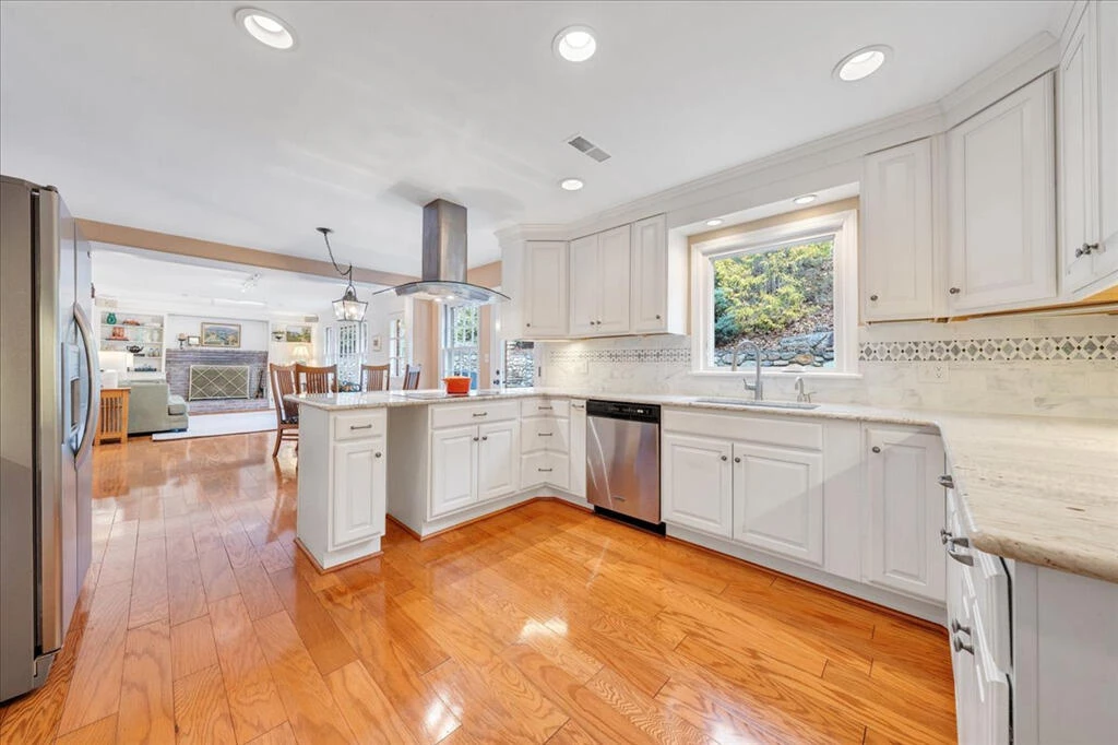 415 Willow Oak DR - Photo 6