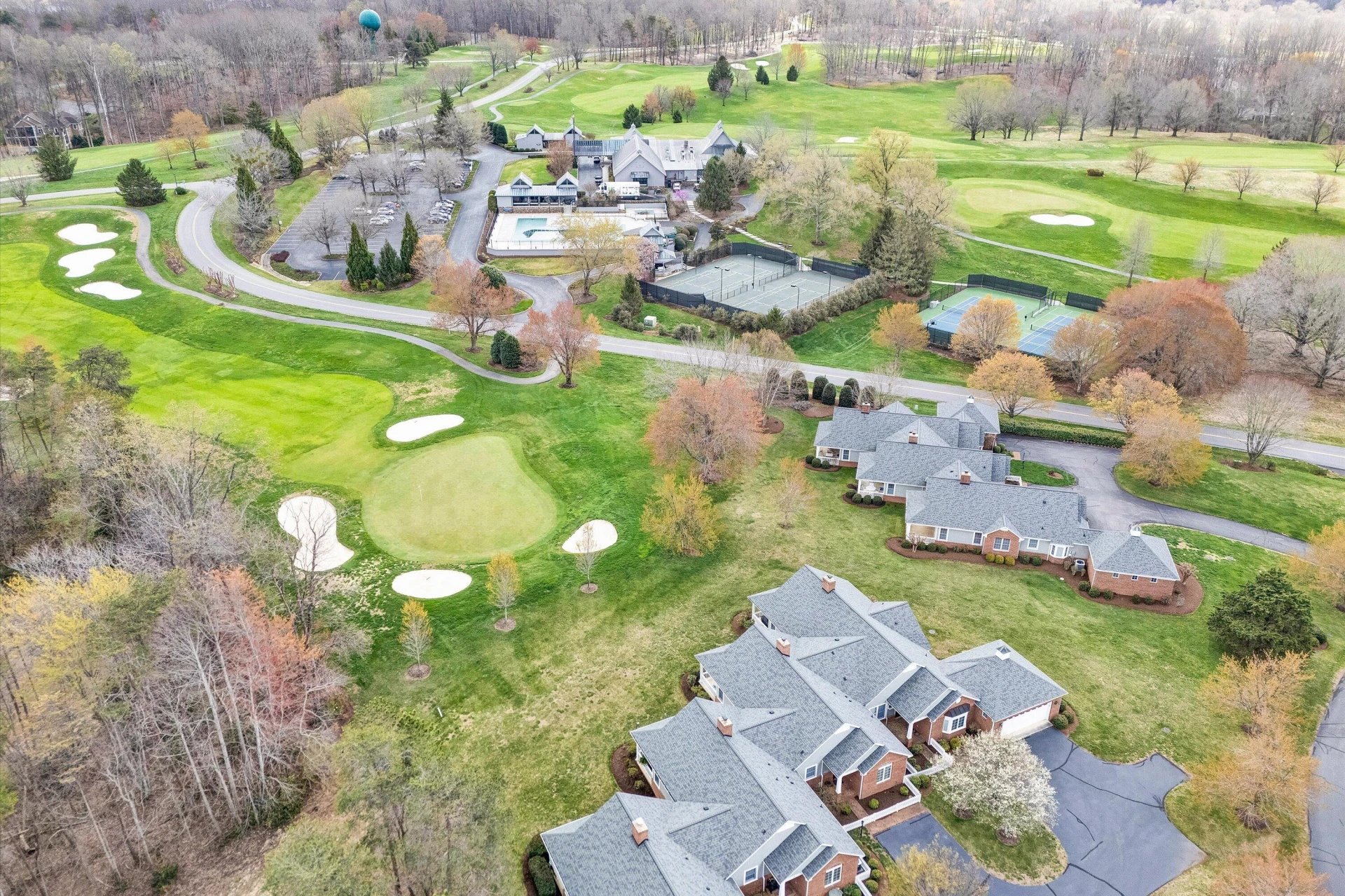 74 Village Green DR - Photo 32