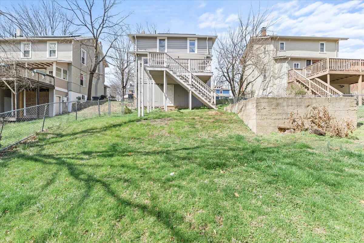 2622 Tillett RD - Photo 32