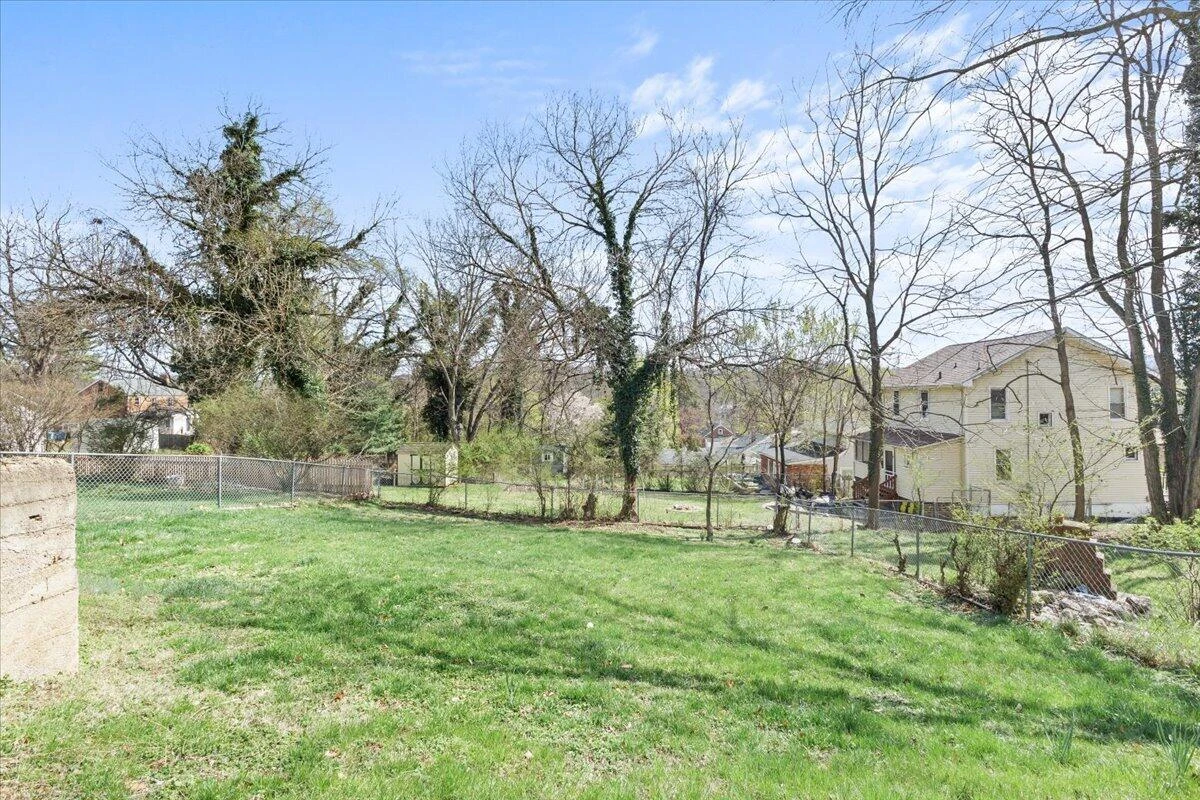 2622 Tillett RD - Photo 33