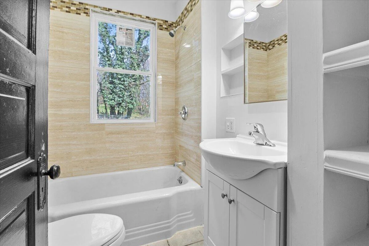 1825 Cambridge AVE - Photo 12