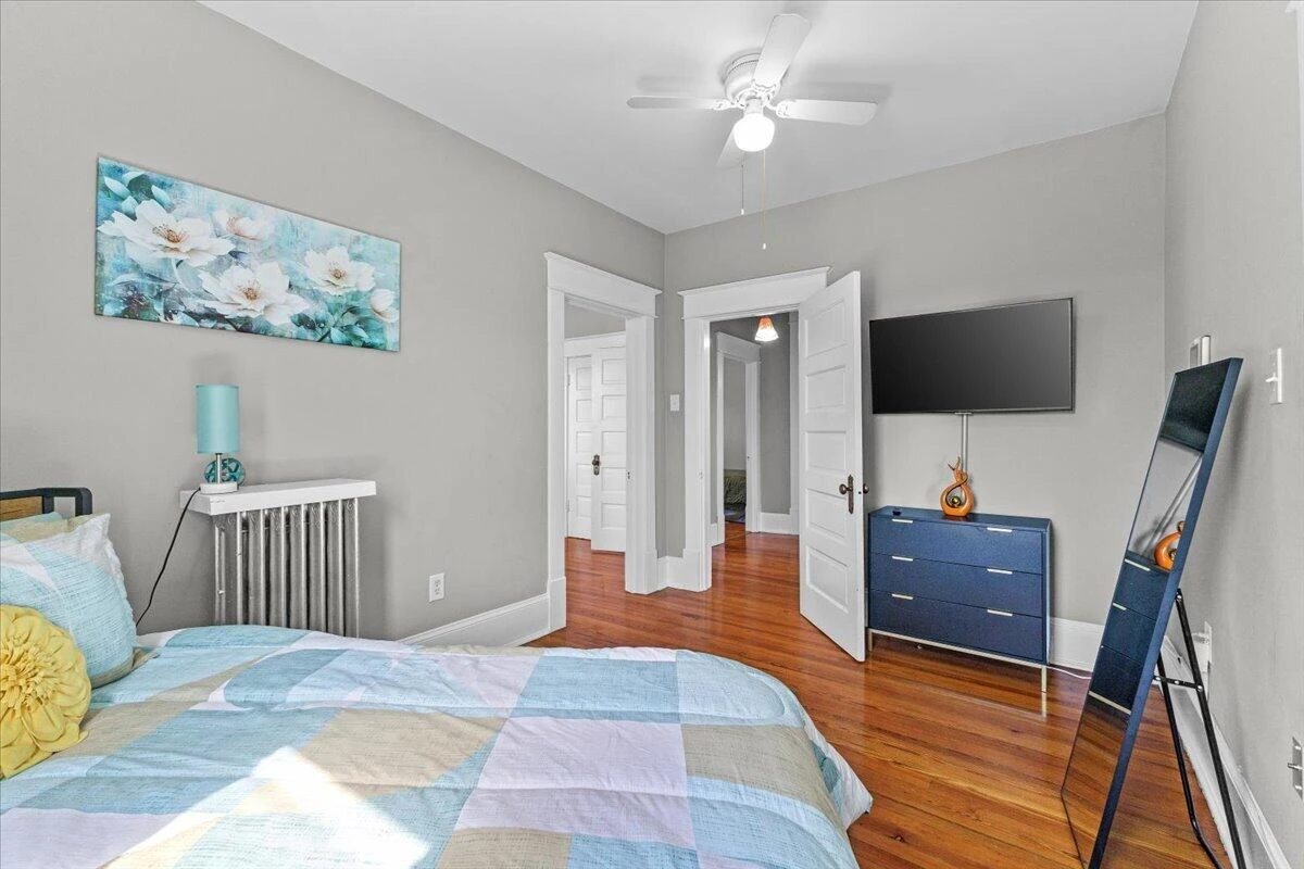 1825 Cambridge AVE - Photo 22