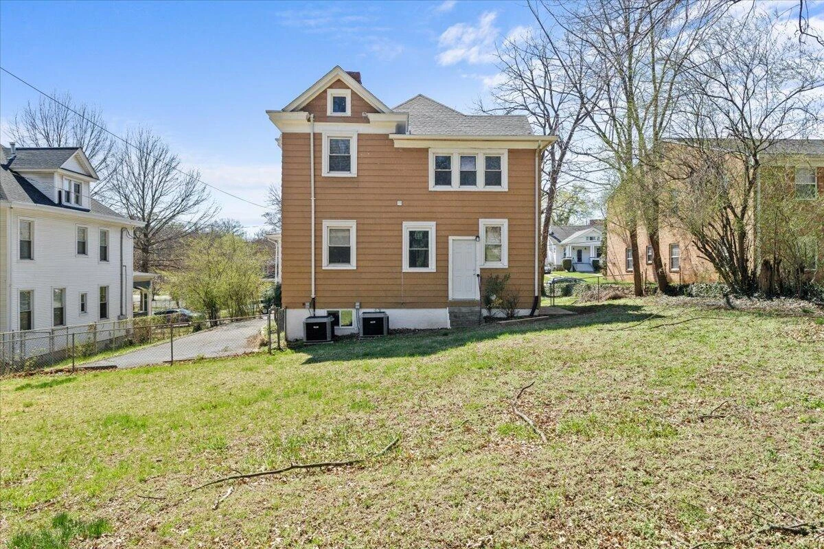 1825 Cambridge AVE - Photo 40