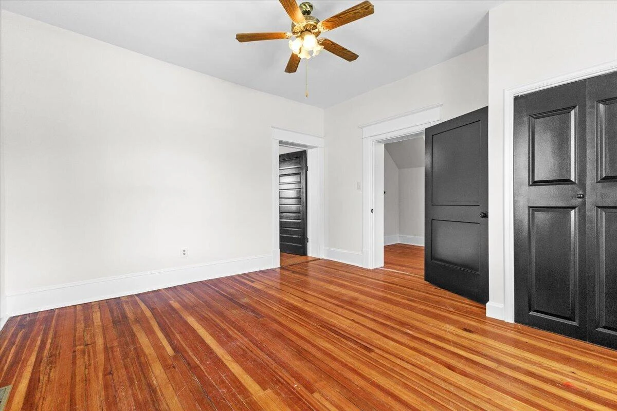 1825 Cambridge AVE - Photo 7