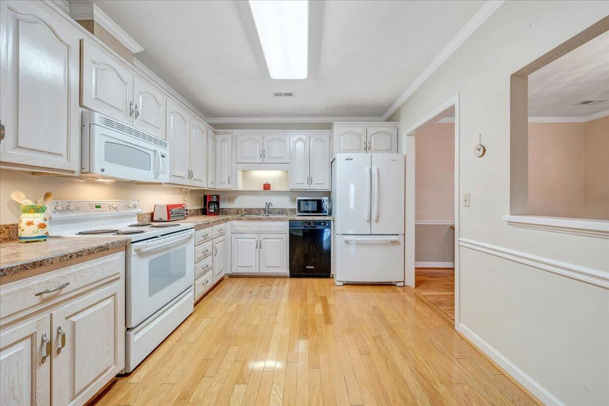4865 Glen Ivy LN #APT 208 - Photo 14