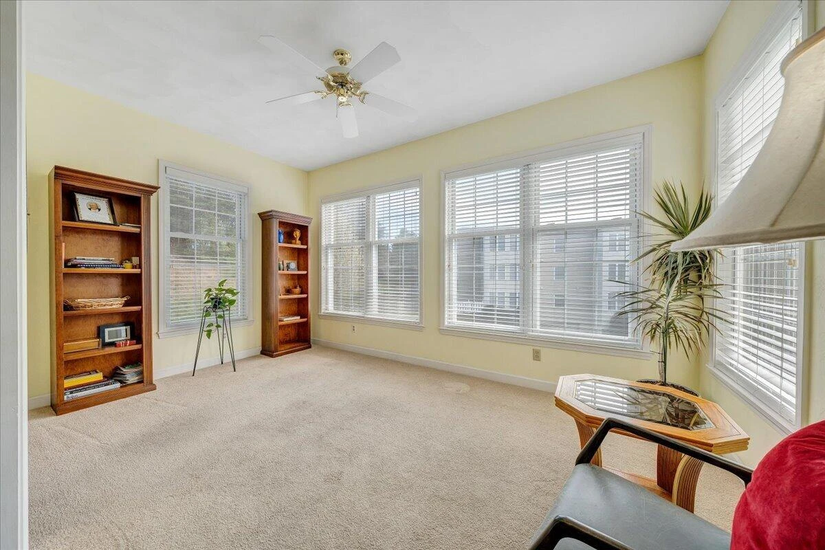 4865 Glen Ivy LN #APT 208 - Photo 8
