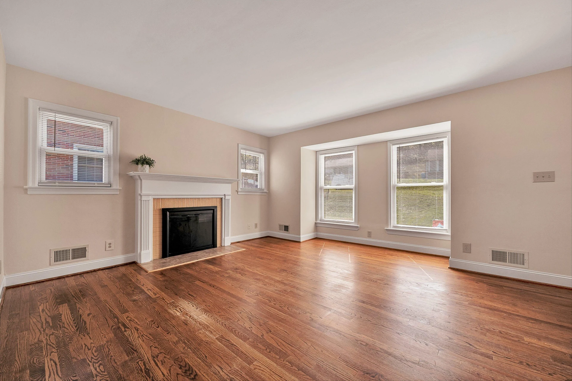 1013 Gardens RD - Photo 11