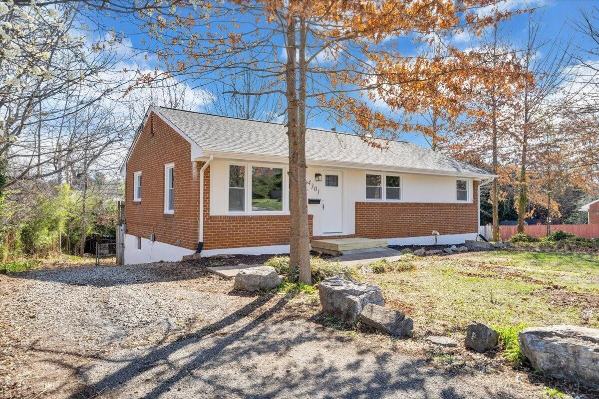 4301 Holmes ST - Photo 29