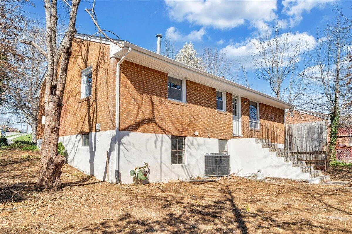 4301 Holmes ST - Photo 31