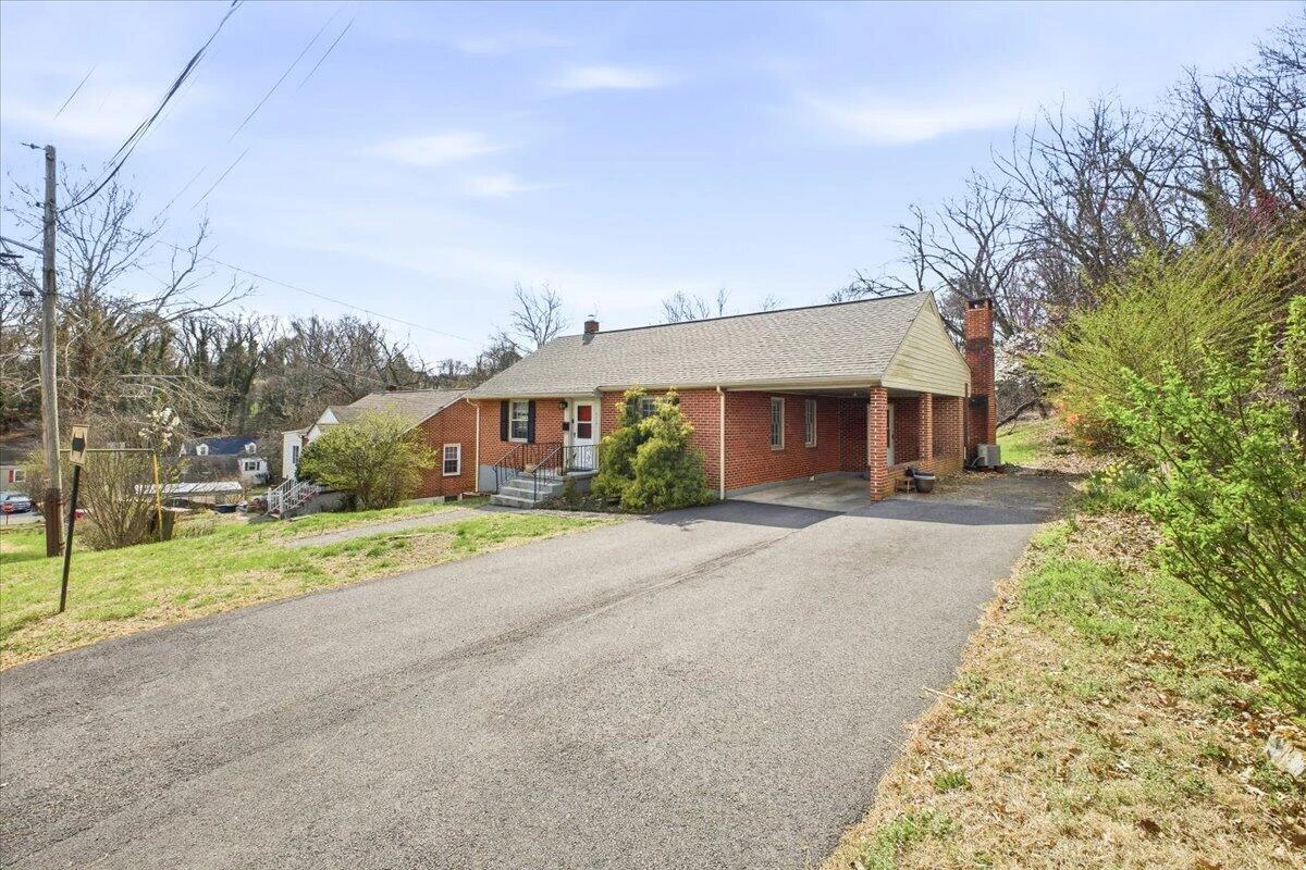 2219 Langdon RD - Photo 3