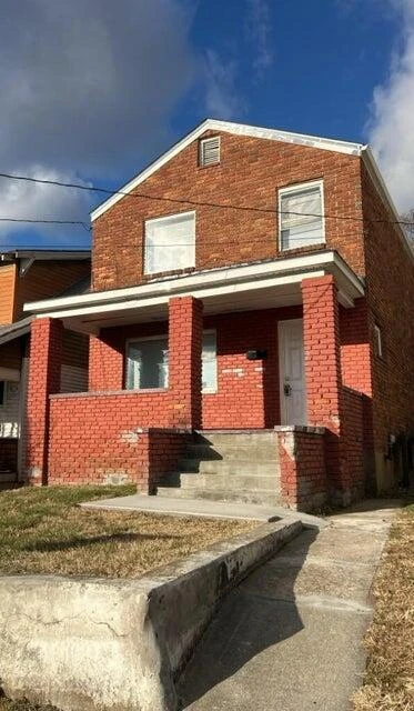711 McDowell AVE