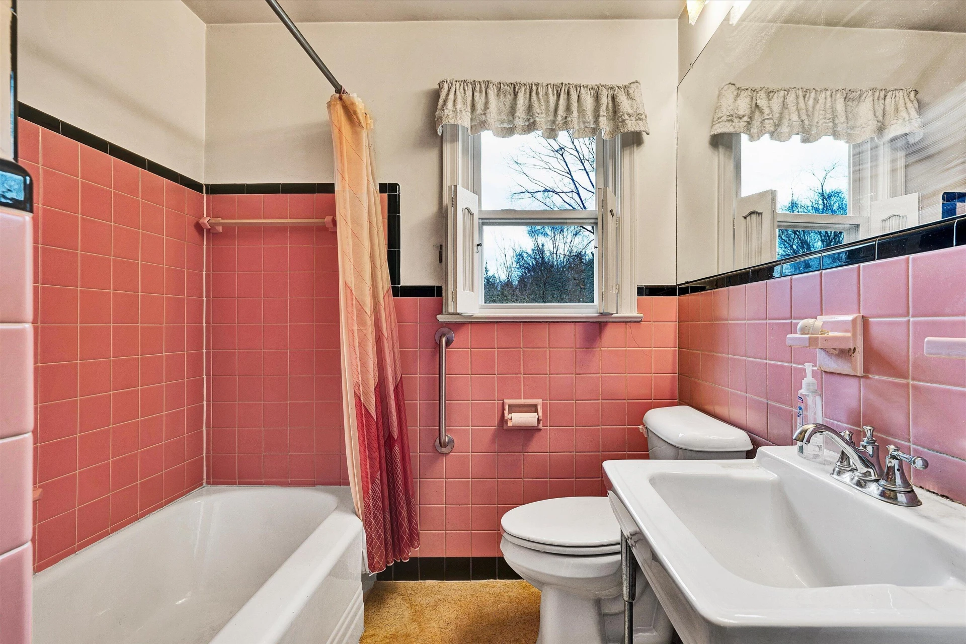3038 Dover DR - Photo 17