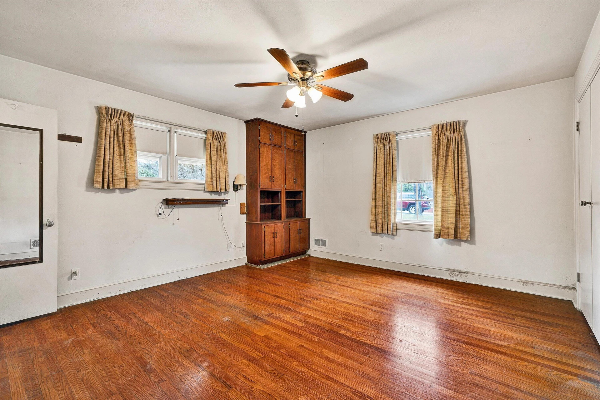 3038 Dover DR - Photo 19